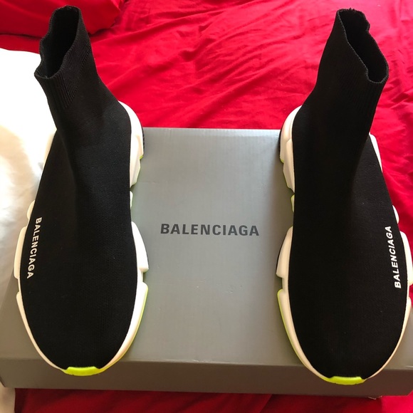 Balenciaga Coats for Women Sale up to 70 Stylight Balenciaga Coats for Women Sale up to 70 Stylight